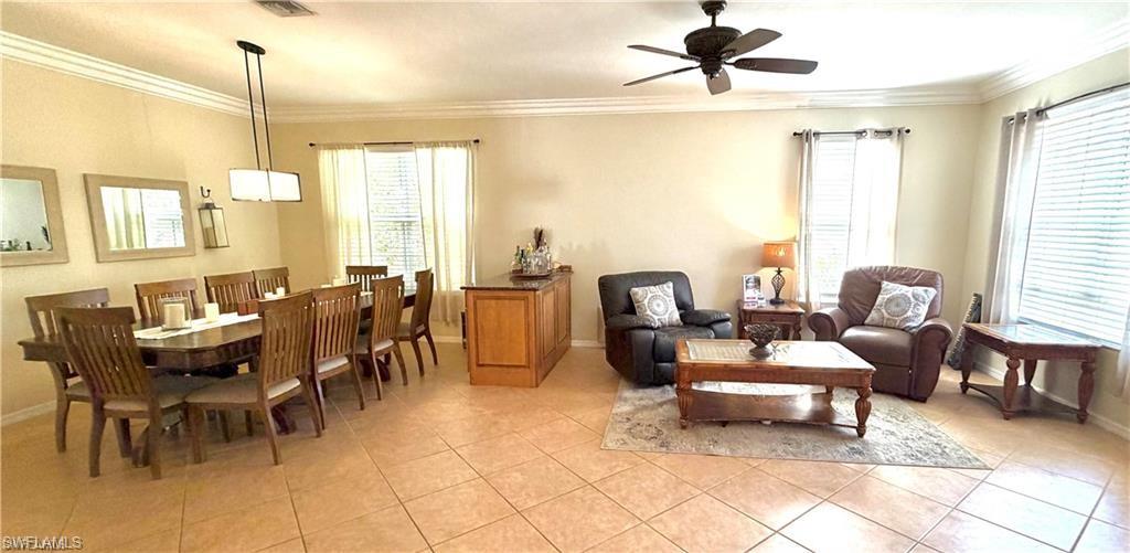 8364 Laurel Lakes BLVD photo 8