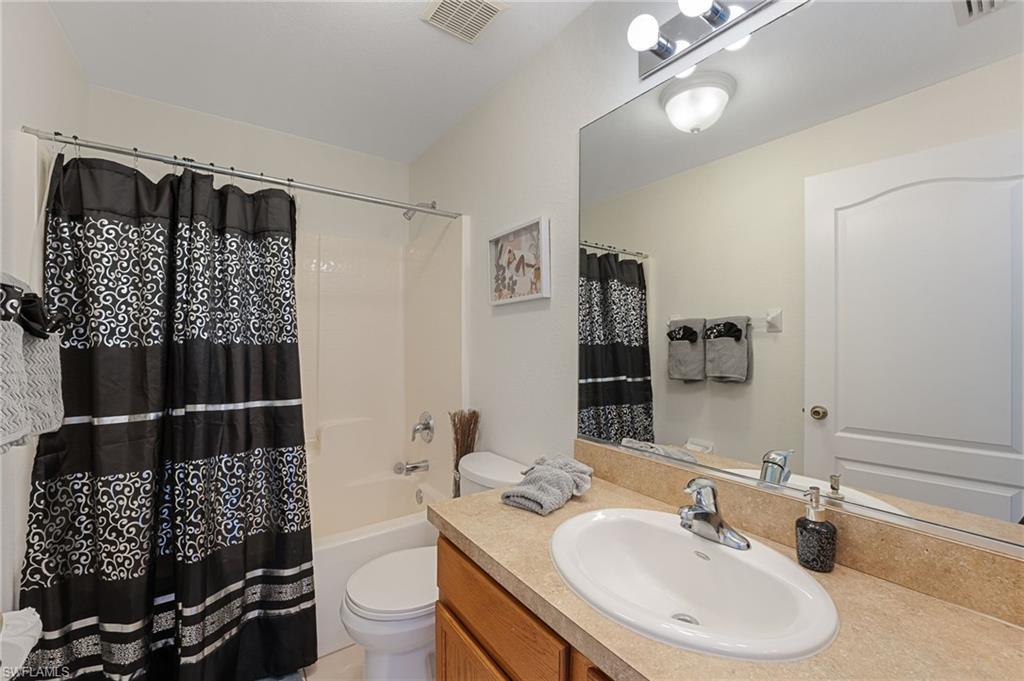 1709 NW 15th TER photo 26