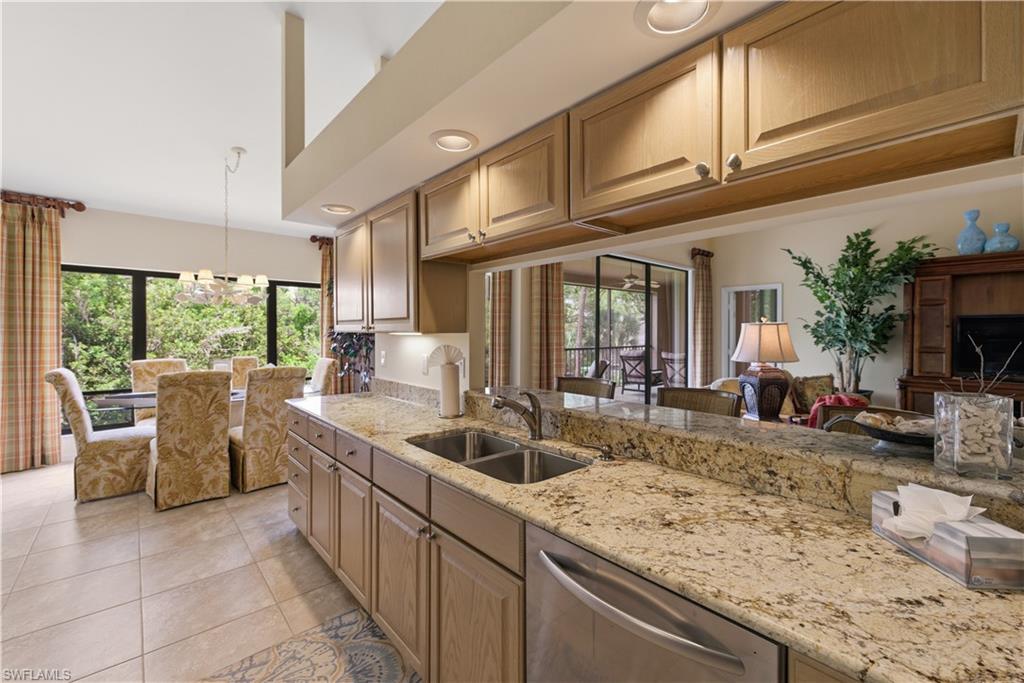 27038 Oakwood Lake DR photo 10