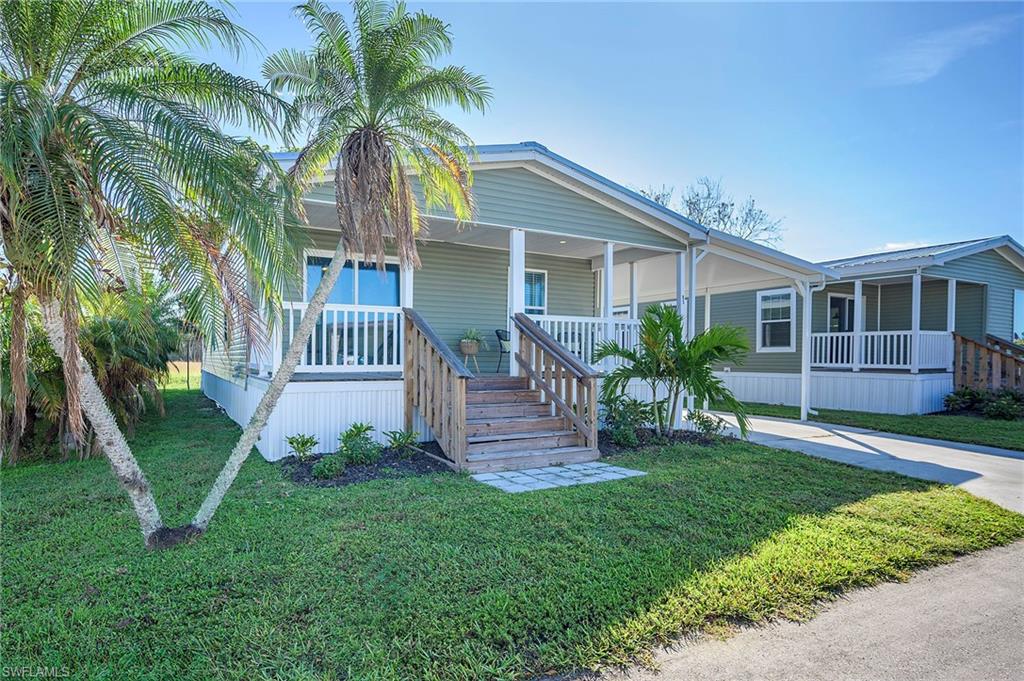 93 Poinsettia DR photo 26