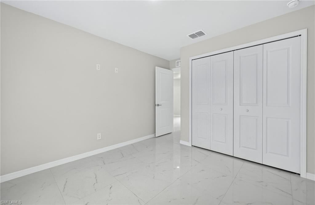 569 Aspen AVE S photo 14
