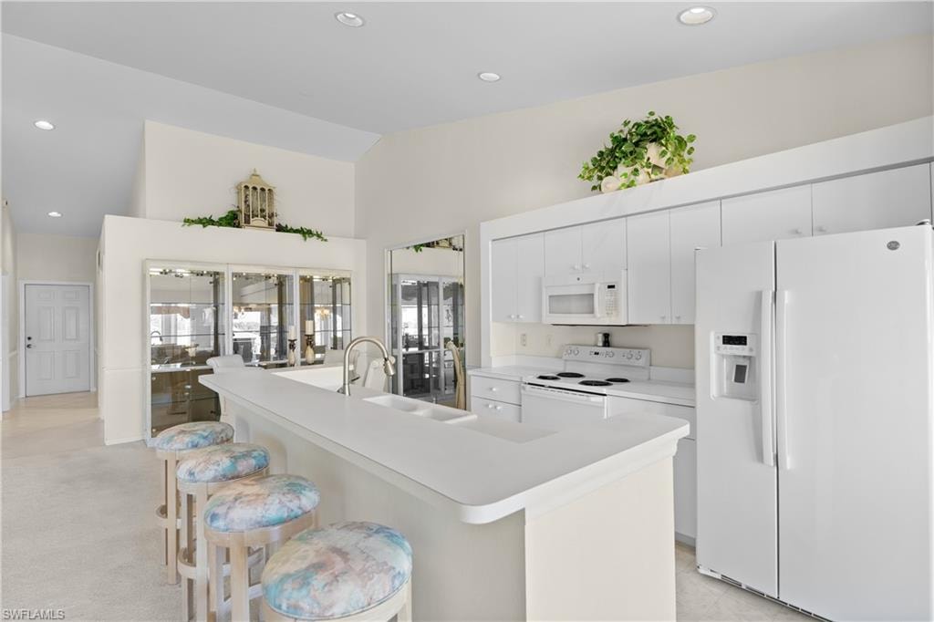 20640 Country Creek DR 1027 photo 14