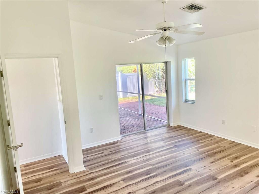 7588 Cameron CIR photo 14
