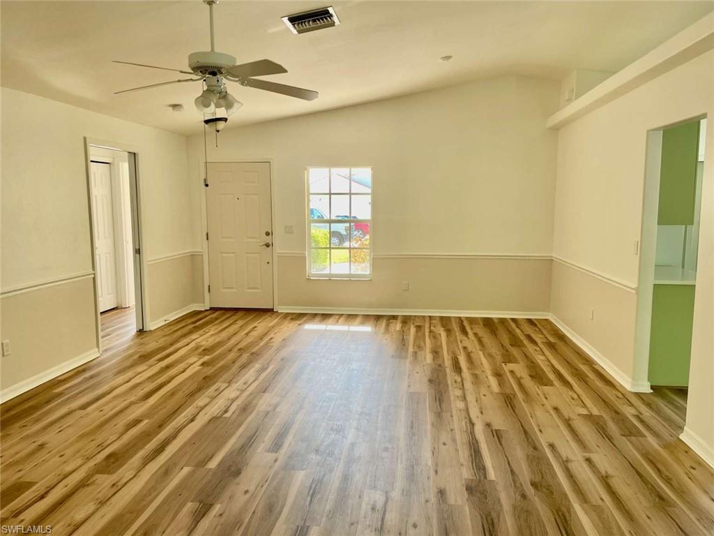 7588 Cameron CIR