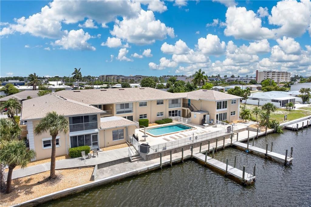 1714 Bikini CT 105 photo 22