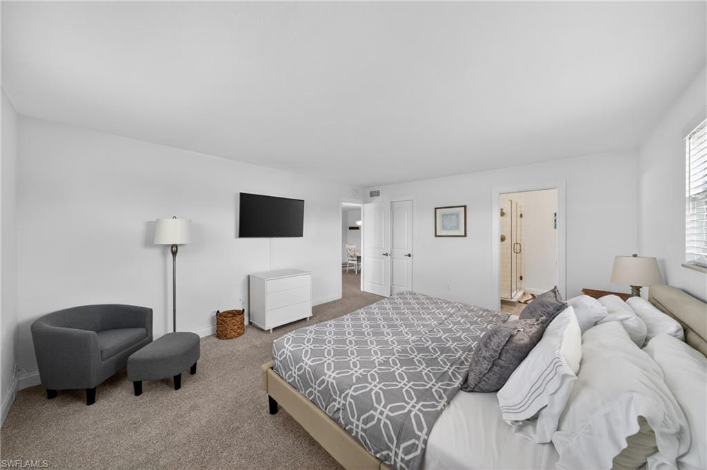 1714 Bikini CT 105 photo 16