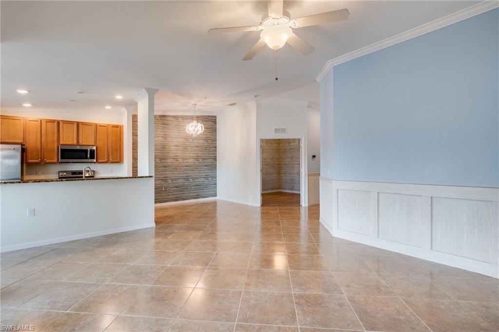 13740 Julias WAY 623 photo 8