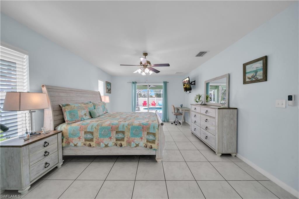 1722 SW 38th TER photo 11