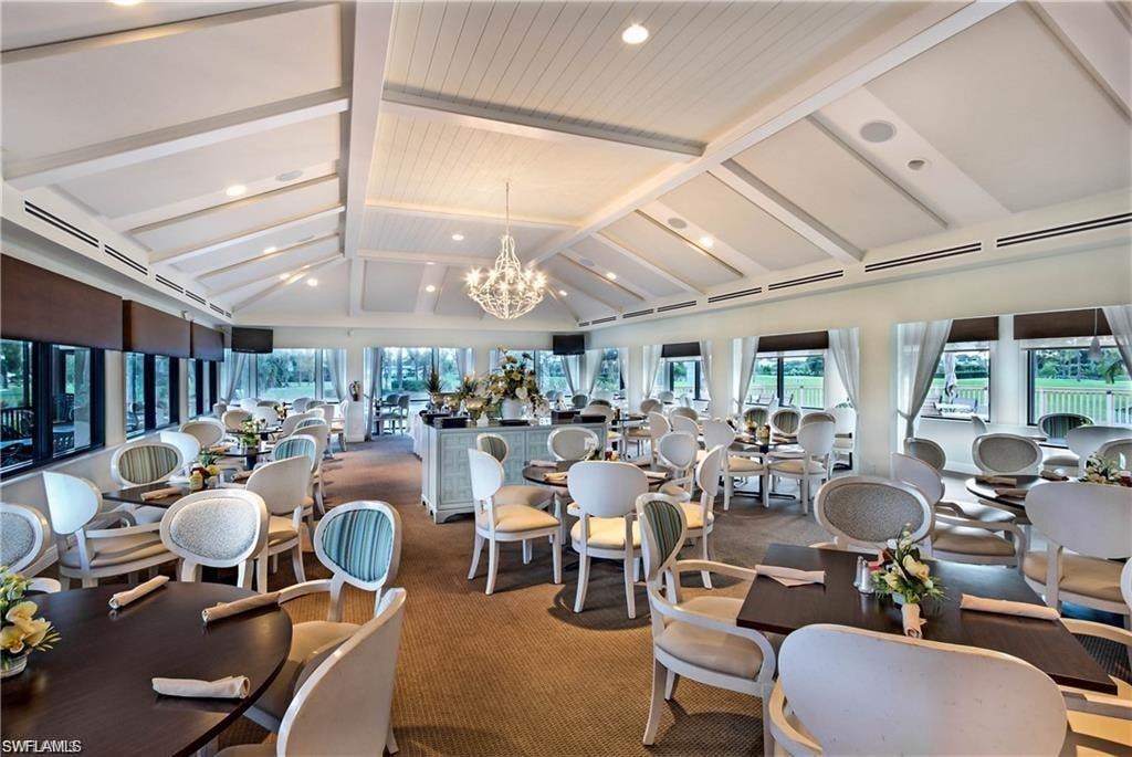 Glades 19th Hole restaurant