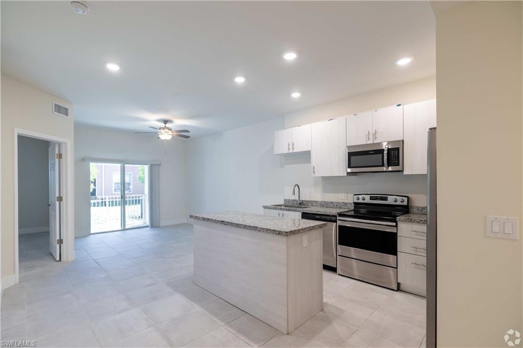 3409 SW 8th PL 104