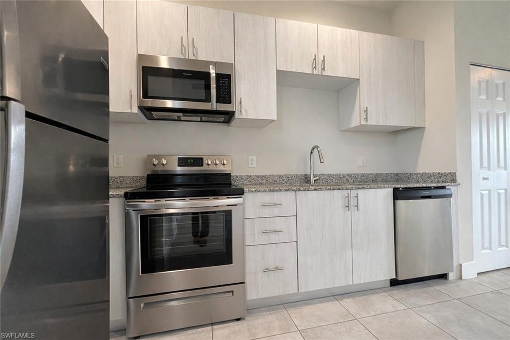 3409 SW 8th PL 104