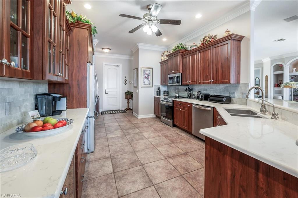 KITCHEN W/GRANITE COUNTERTOPS - VIEW 2