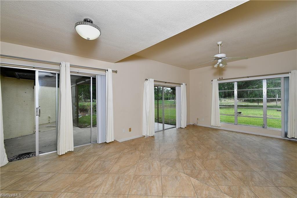 9 Park Lane CIR photo 6