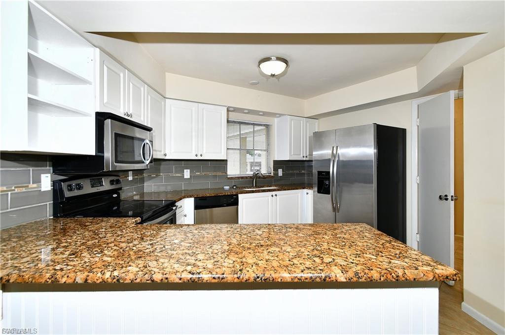 9 Park Lane CIR photo 8