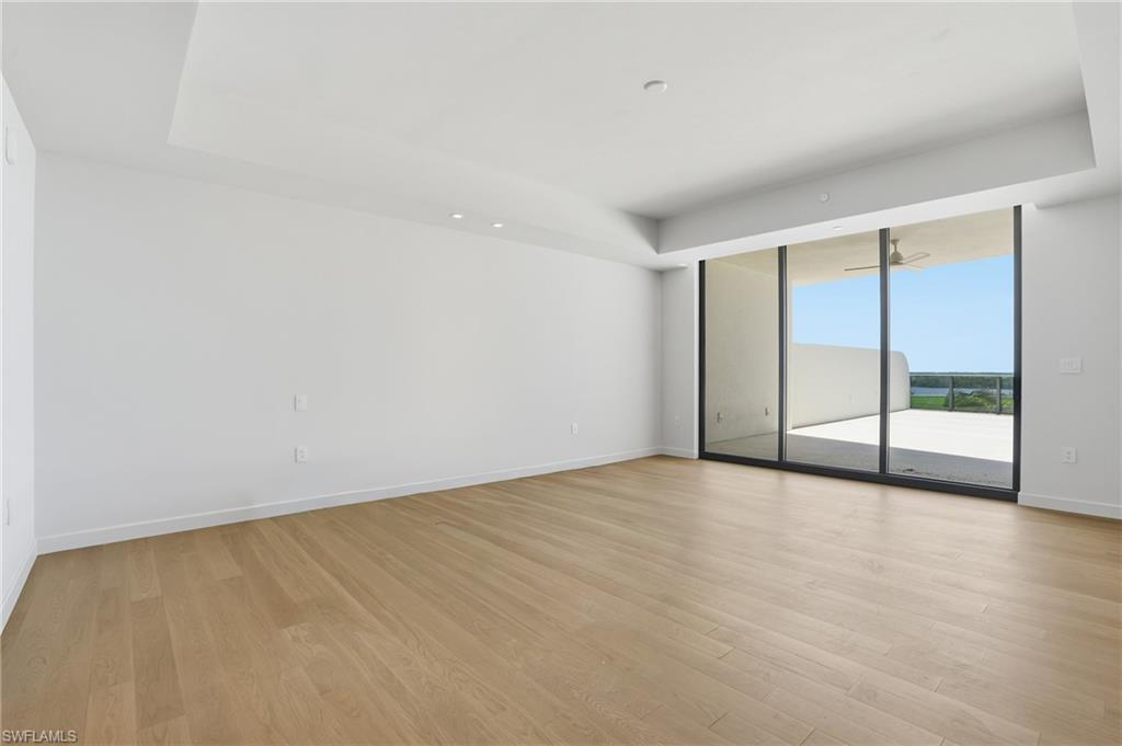 5100 Seagrass BLVD 201