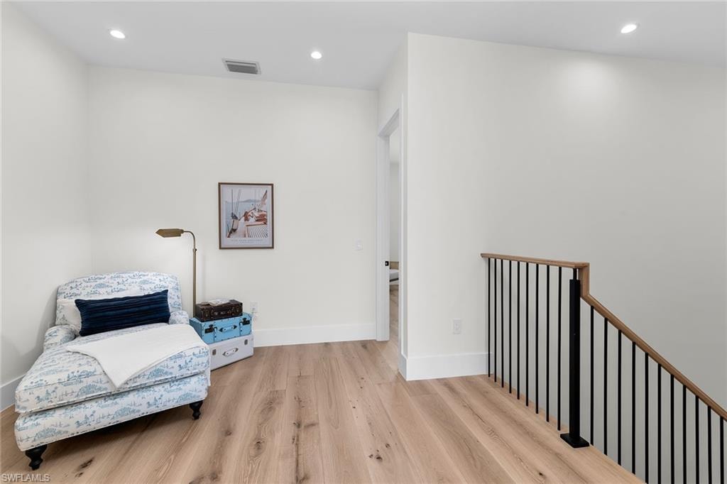 1108 Winterberry DR photo 18