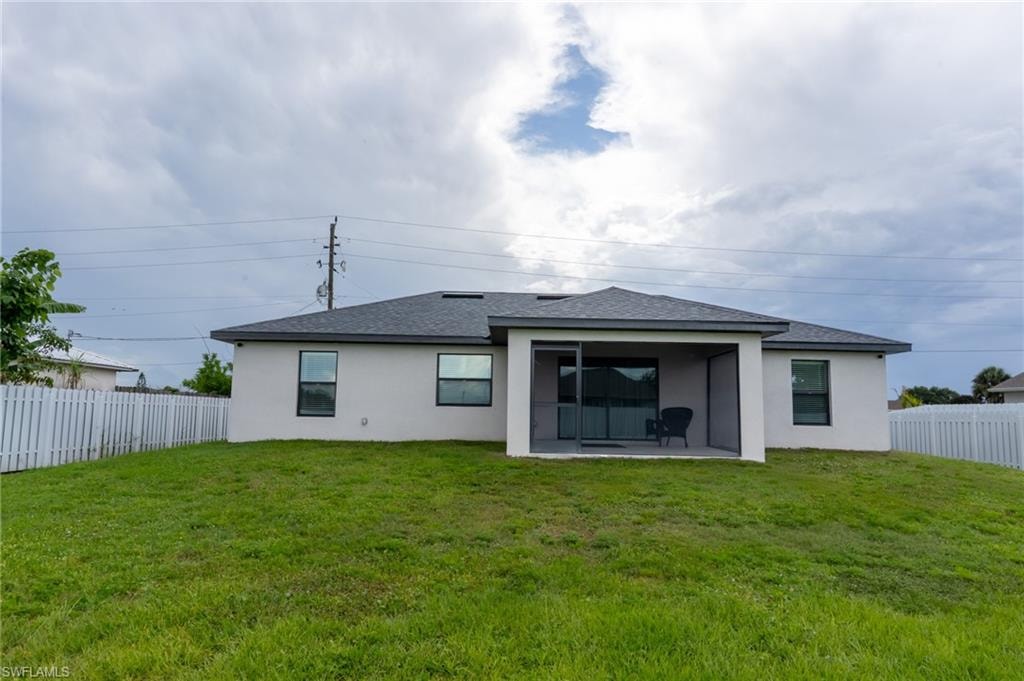1028 Champion AVE photo 40