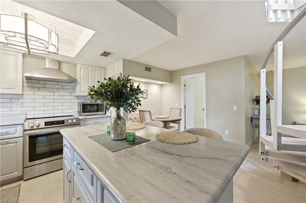 16001 Amberwood Lake CT 1 photo 10