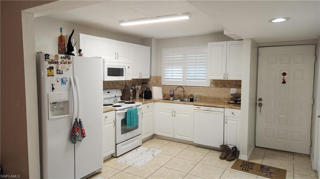 2121 Collier AVE 107