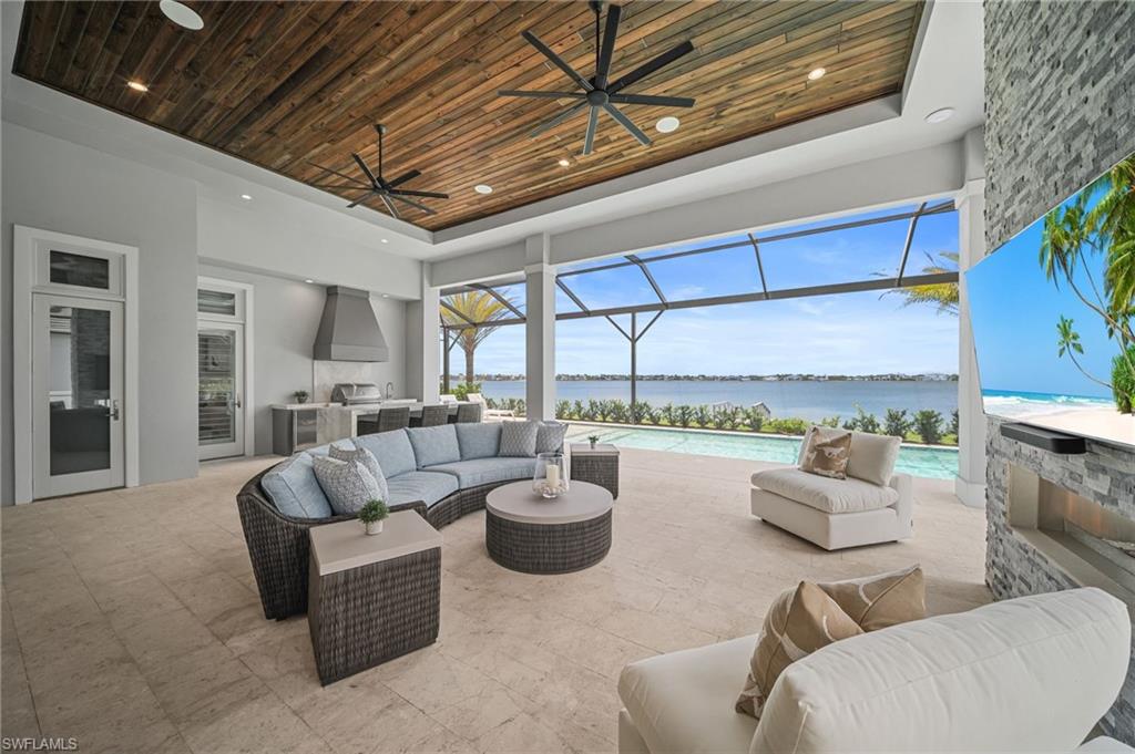 11441 Canal Grande DR photo 32