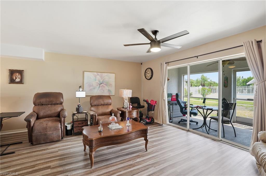 20 Cosmopolitan DR 4 photo 7