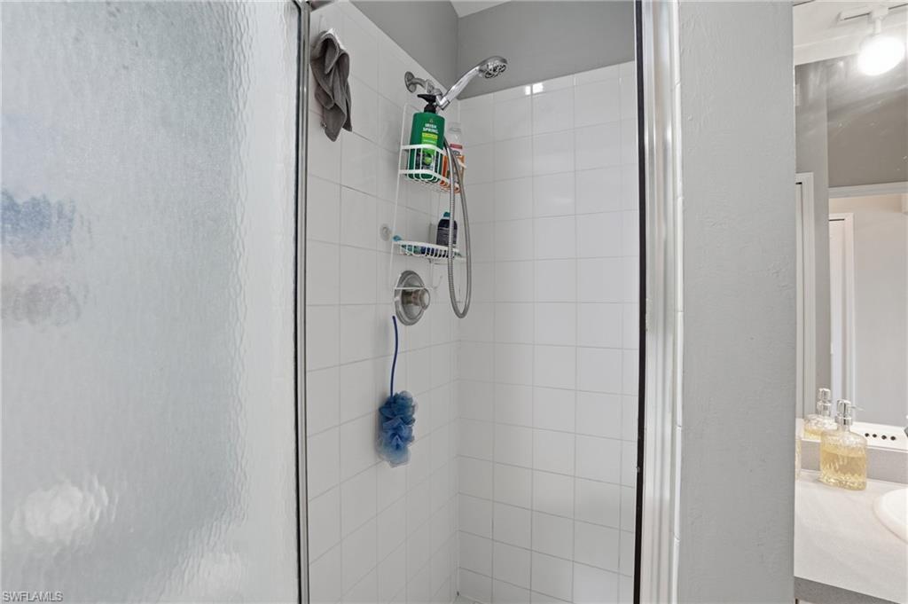 20 Cosmopolitan DR 4 photo 23