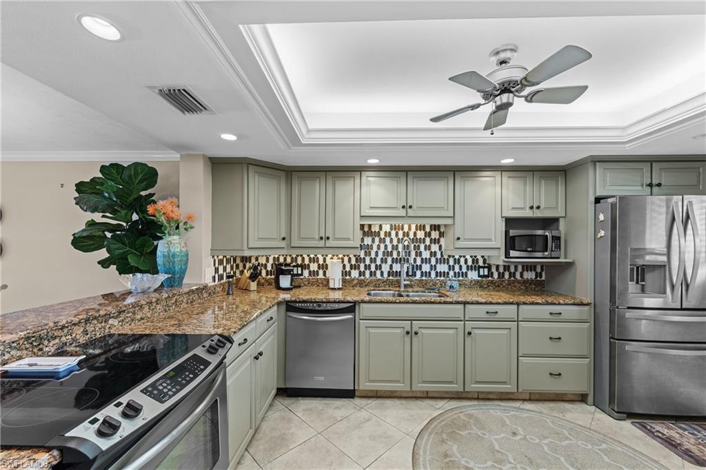 4309 Mariner WAY 304 photo 8