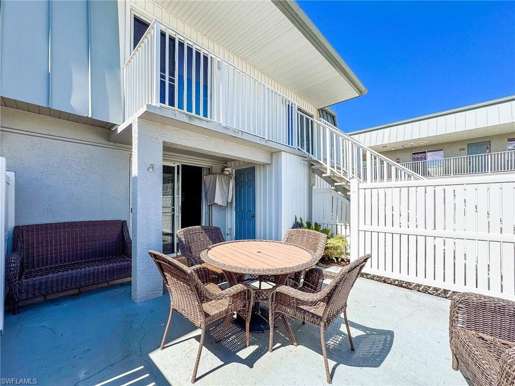 6777 Winkler RD 150 photo 23