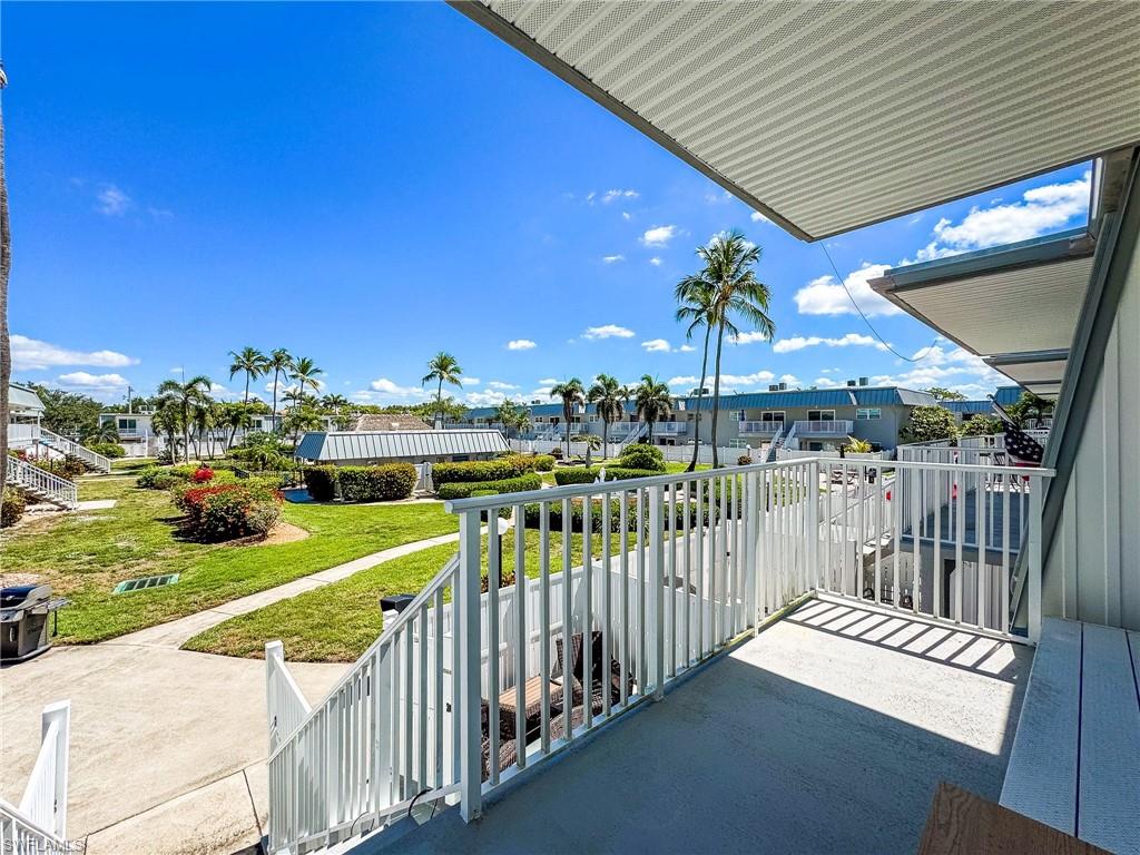 6777 Winkler RD 150 photo 27