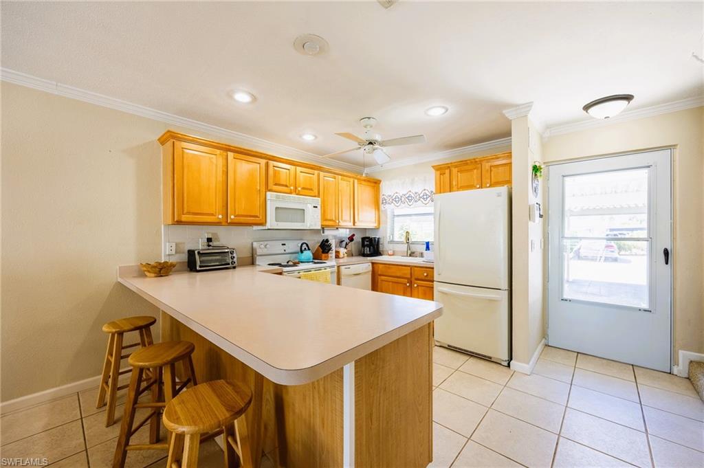 6777 Winkler RD 150