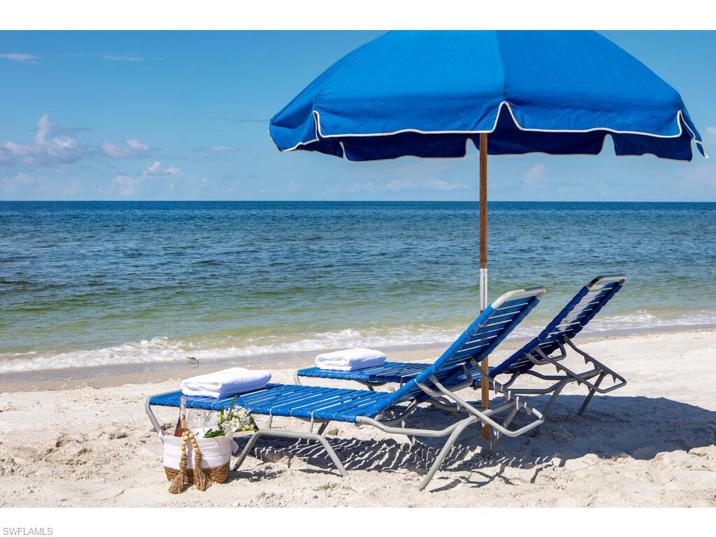 Pelican Bay Beach