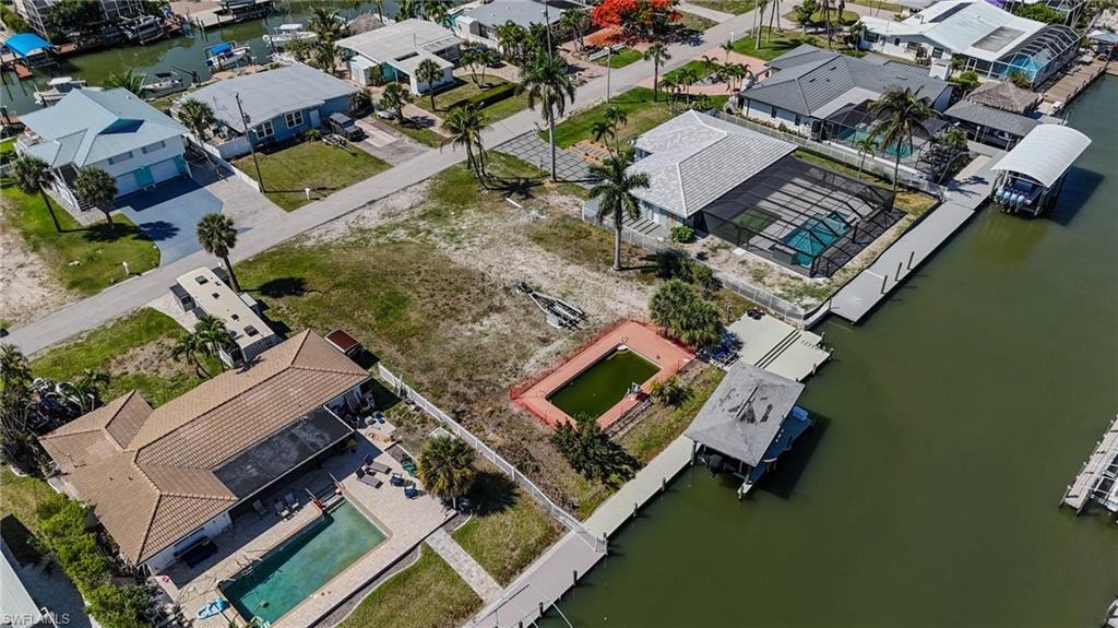 207 Ibis ST photo 14