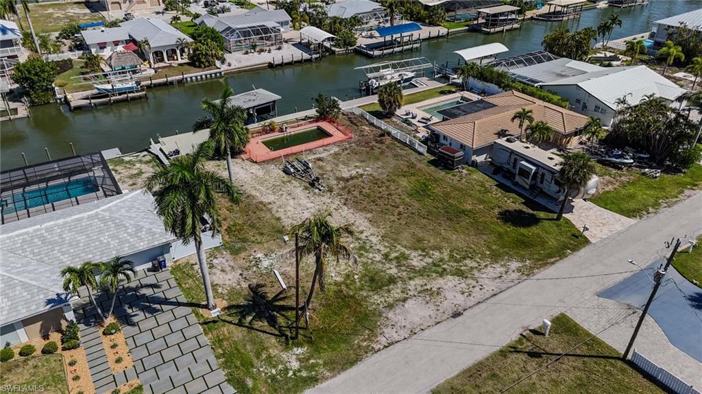 207 Ibis ST photo 19