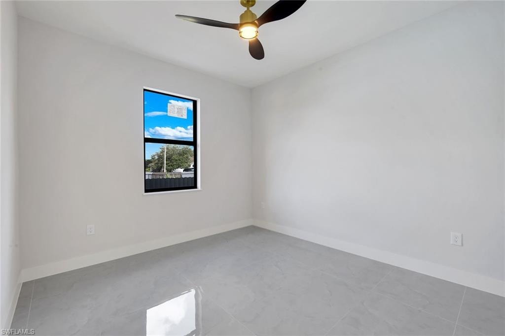 1139 EBERT ST E photo 16