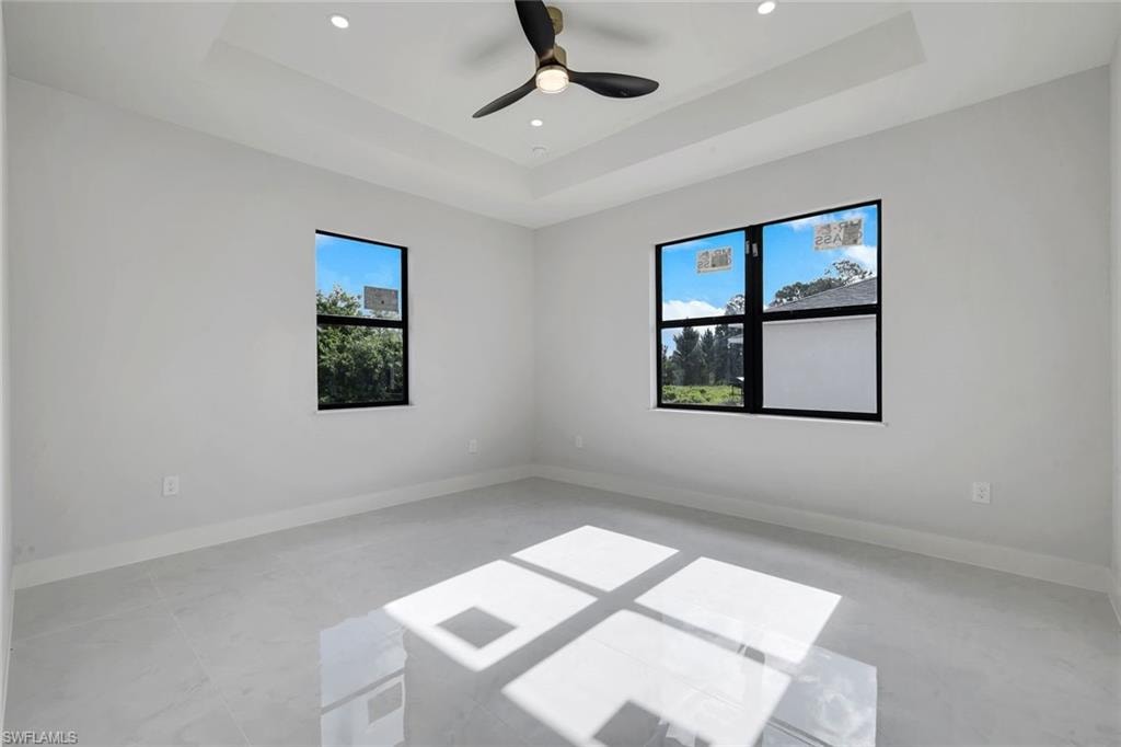 1139 EBERT ST E photo 10