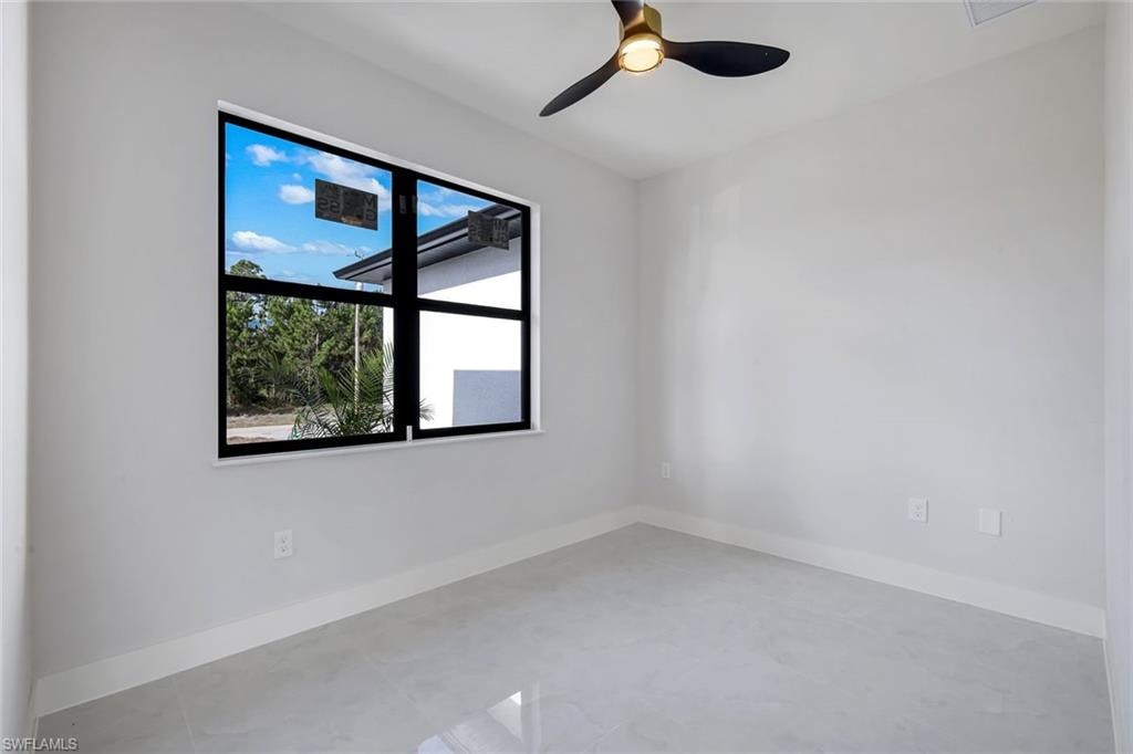 1139 EBERT ST E photo 19
