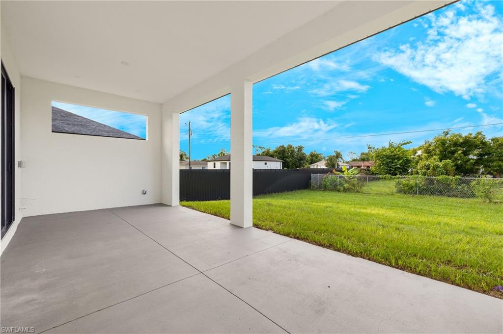 Extended lanai with outdoor kitchen hookup