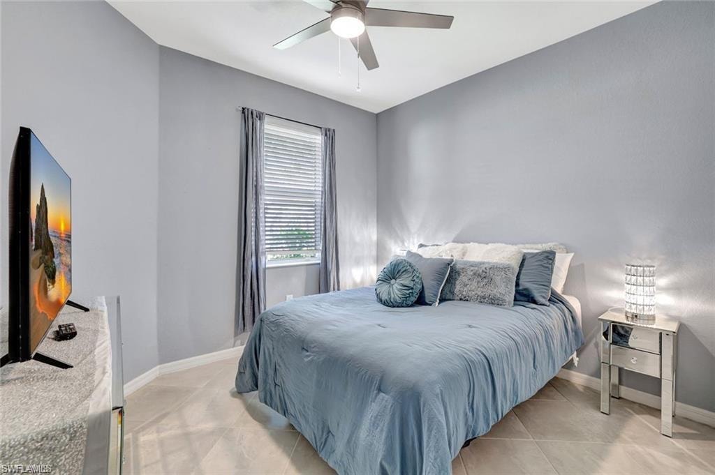 2567 Vine AVE photo 14