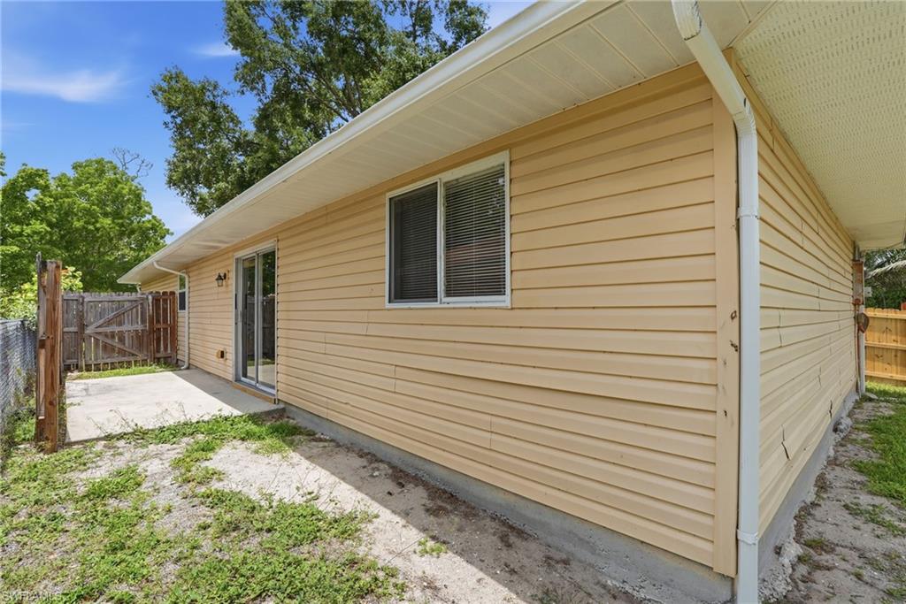 26311 Coventry LN 313 photo 27