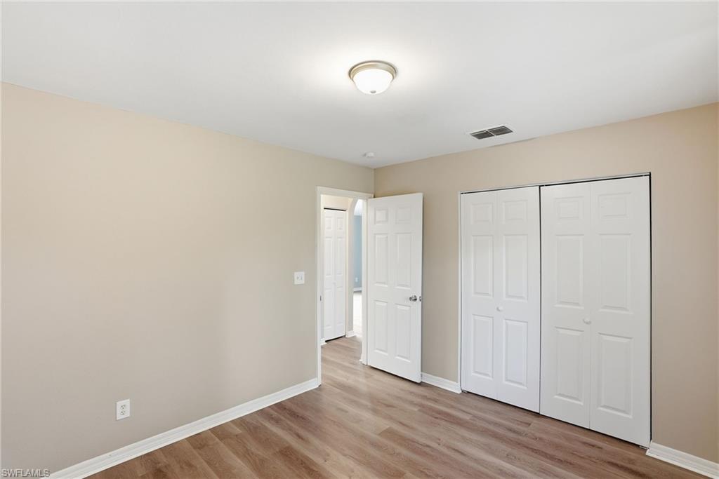 26311 Coventry LN 313 photo 20