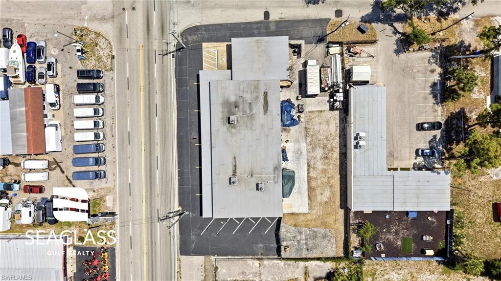2730 Fowler ST photo 13