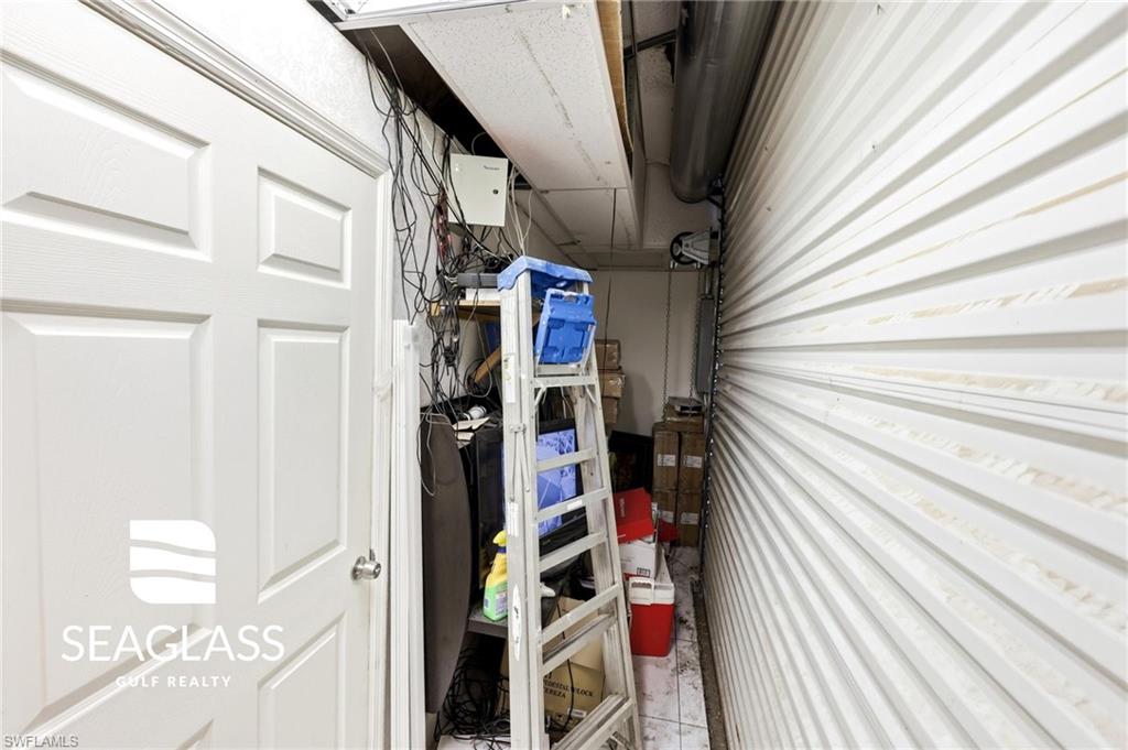 2730 Fowler ST photo 30
