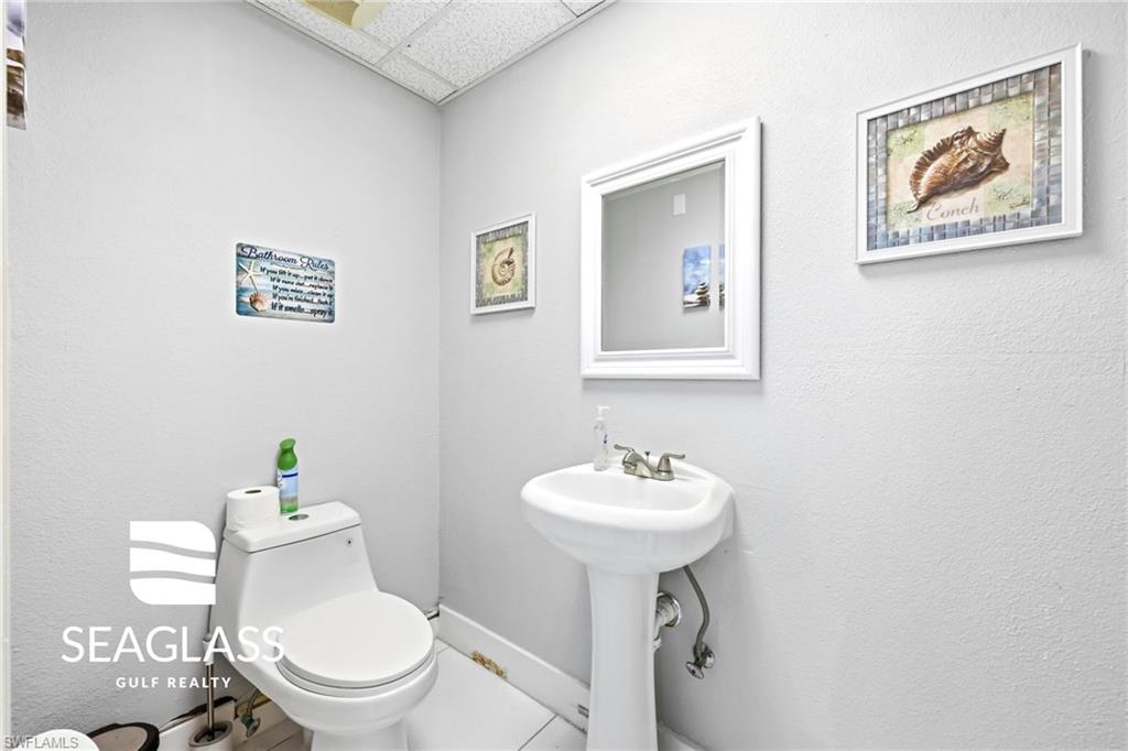2730 Fowler ST photo 31