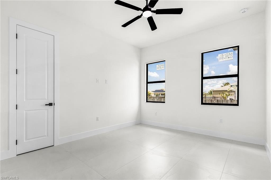 1322 NE 5th PL photo 19