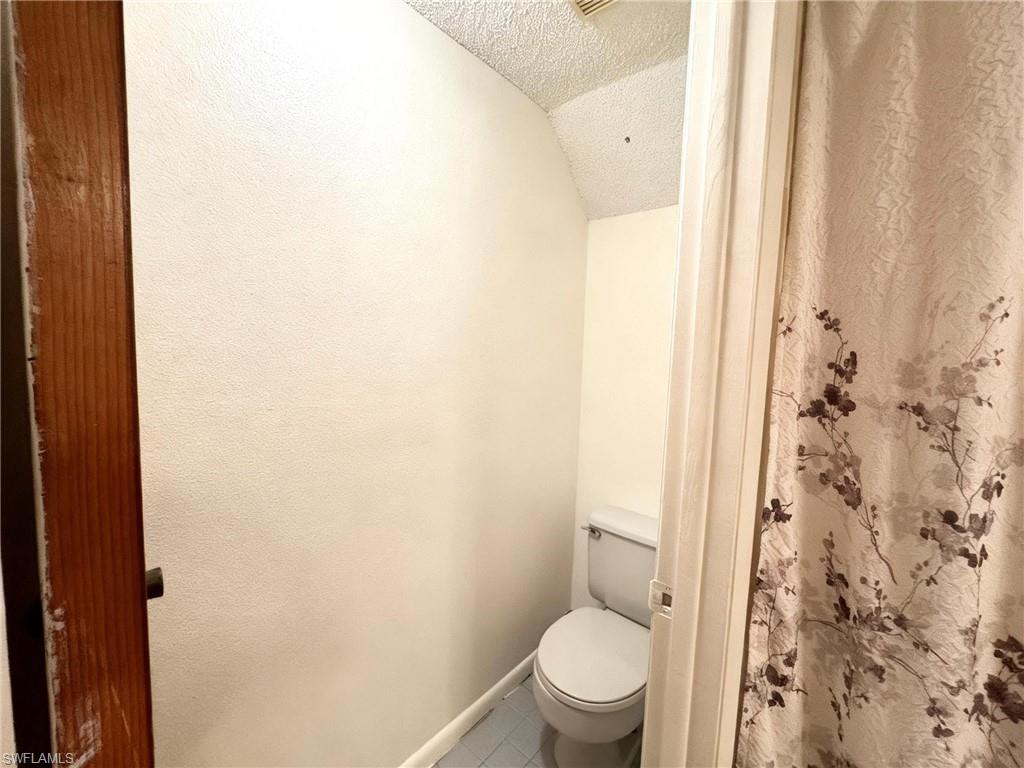 429 SW 44th ST photo 16