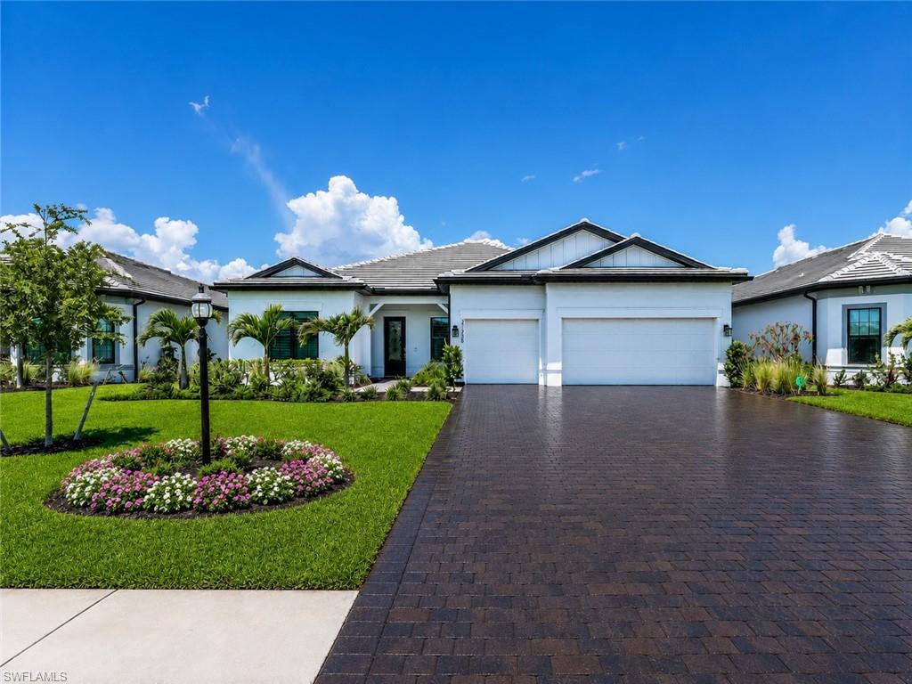 21064 Hallandale DR