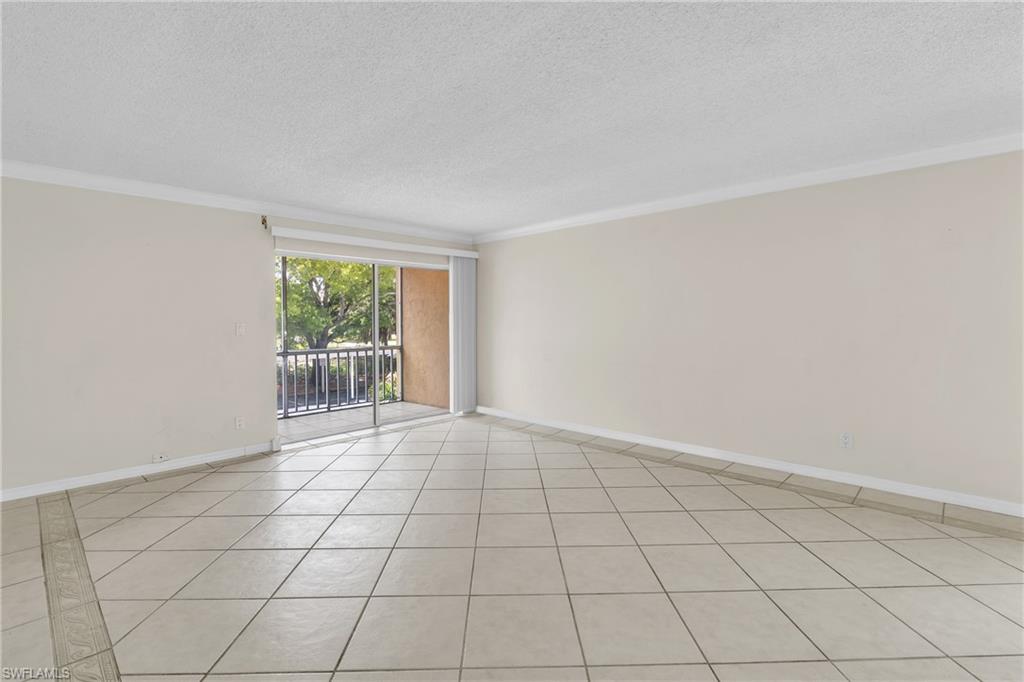 2366 E Mall DR 212 photo 6