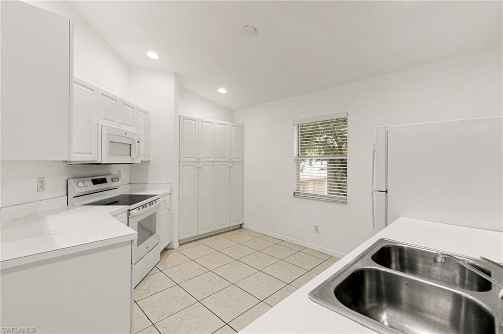 12340 Notting Hill LN 23 photo 9