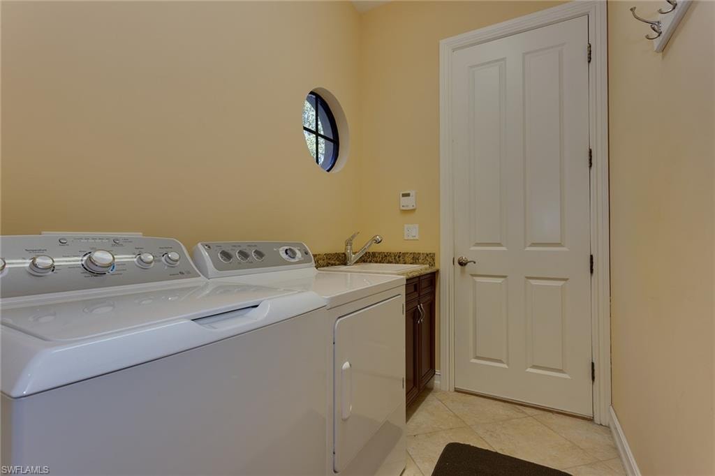7747 Cottesmore DR photo 31