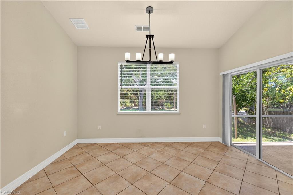 7930 Sandel Wood CIR W photo 35